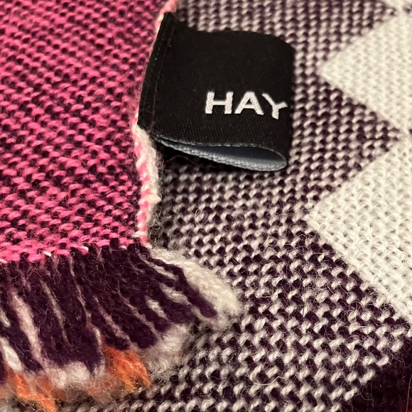 HAY Mega Knit Throw 145 x 220 cm - Picture 4 of 8